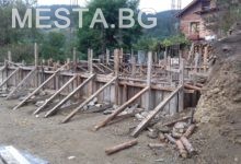 Изгоряла къща